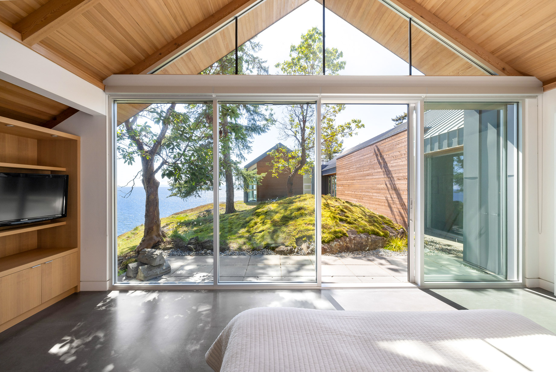 931 Ocean Park Lane, Bowen Island, BC, Canada – West Coast Luxury Real Estate – 39