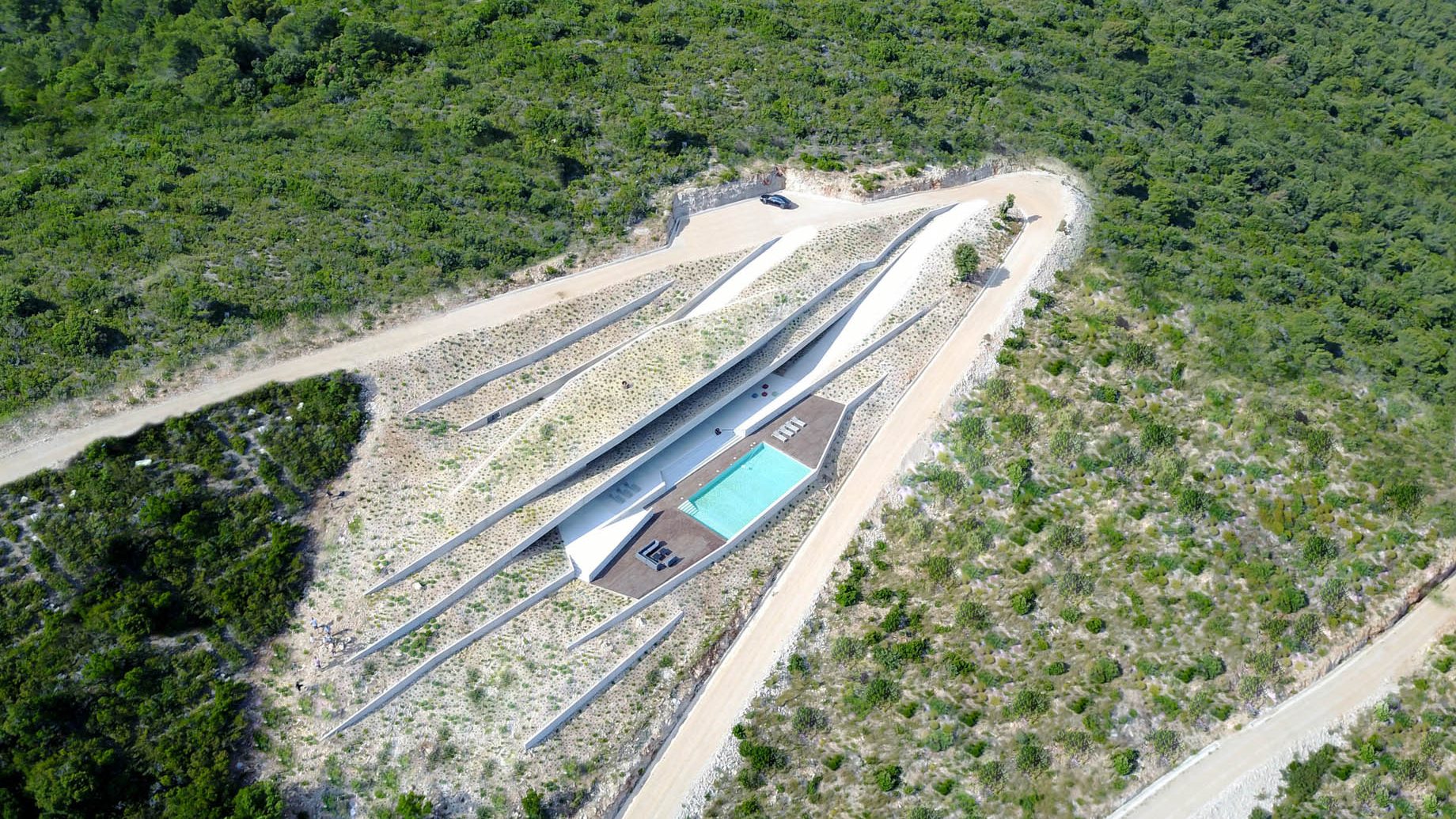 Issa Megaron Zig Zag House – Vis Island, Croatia 🇭🇷