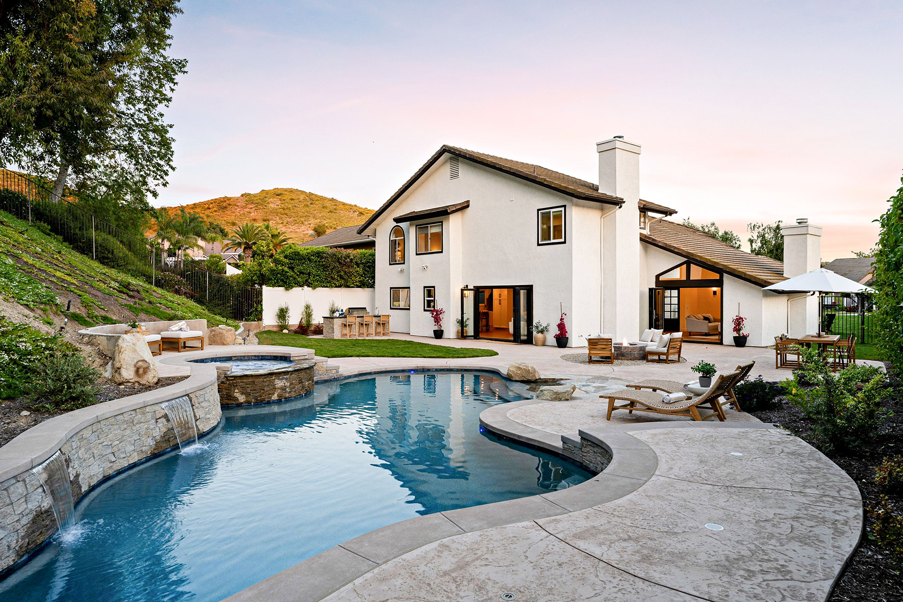 Luxury Home with Swimming Pool in the Backyard