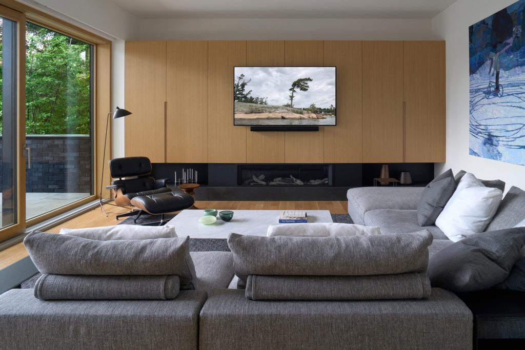 Marine Drive Residence - Vancouver, BC, Canada - 10