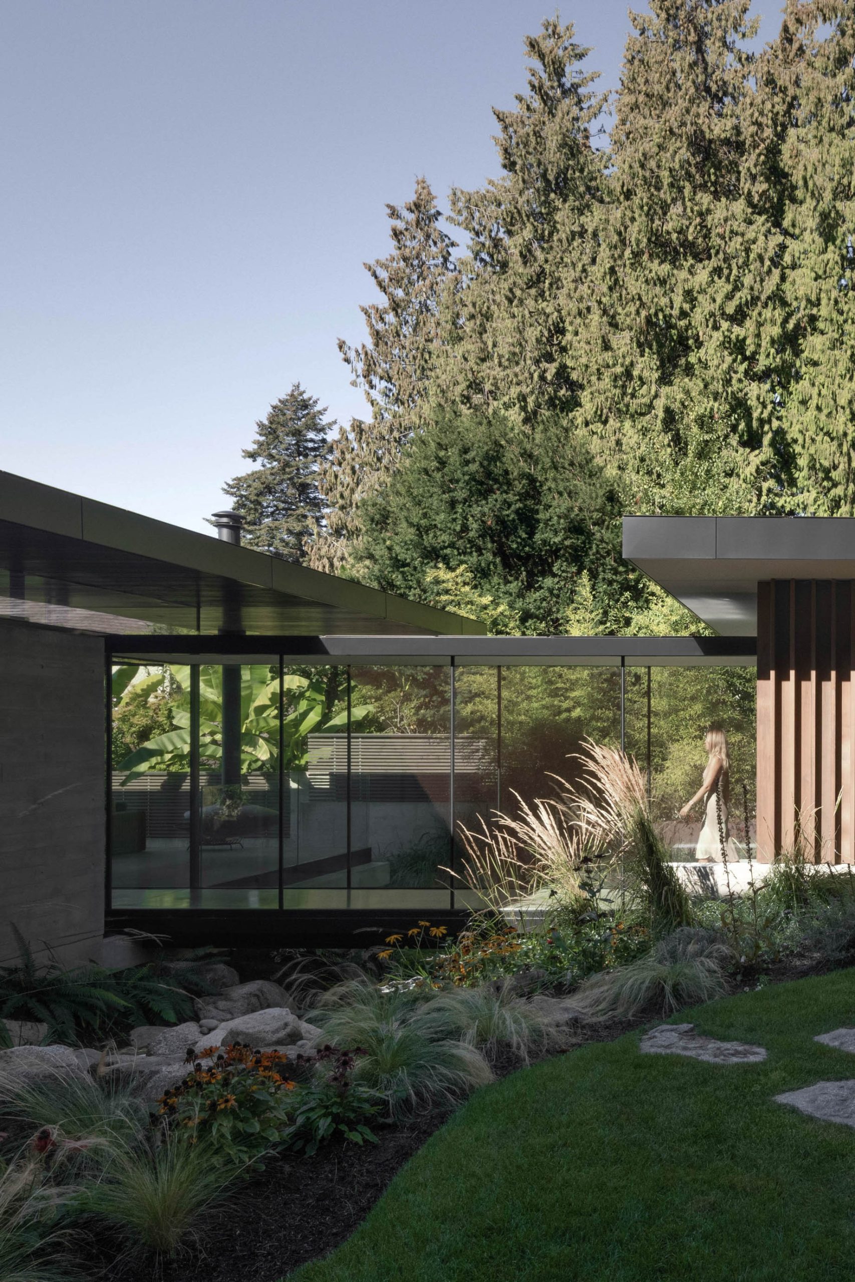 Marine Residence – West Vancouver, BC, Canada – 8