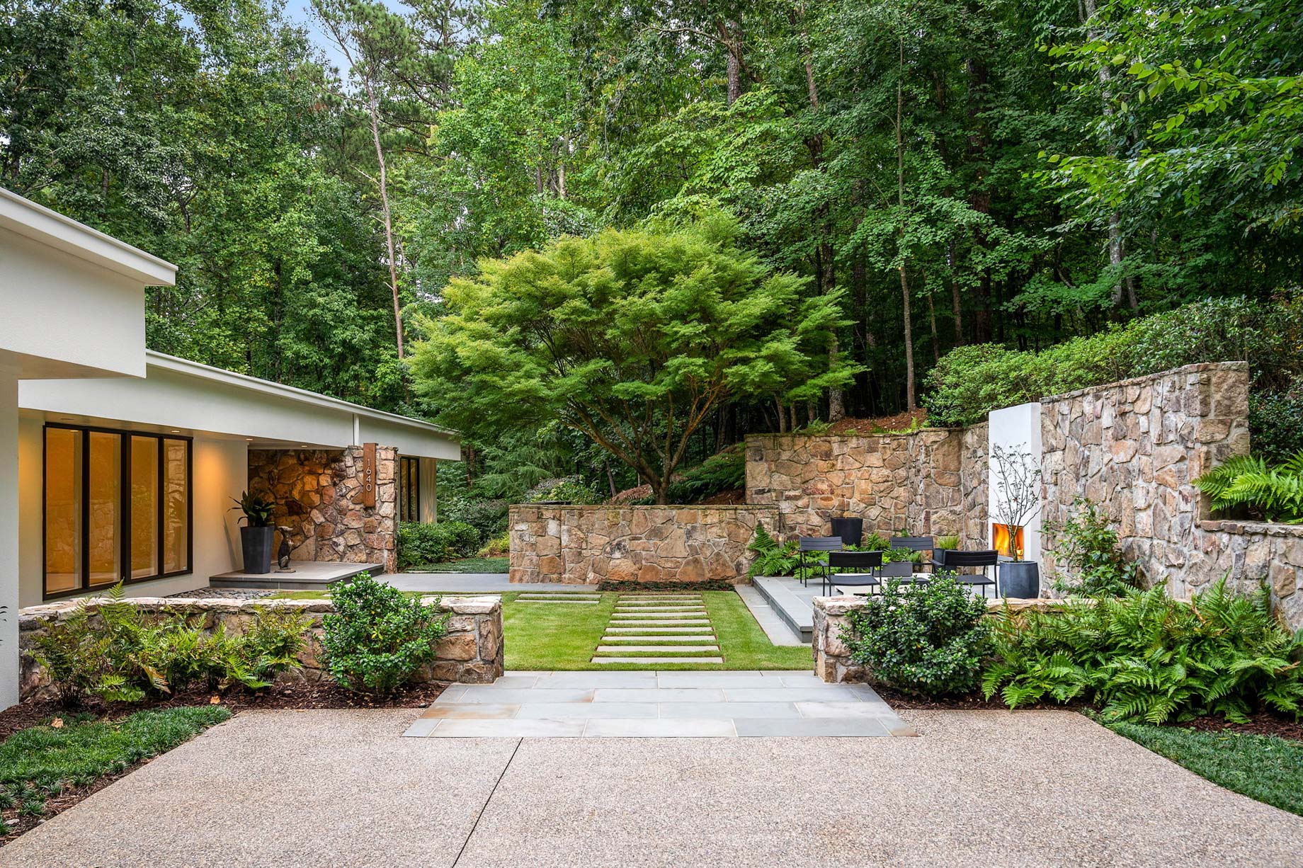 Off Market Mid-Century Modern Home Sold by Debra Johnston in Atlanta – 1640 Winterthur Close NW, Atlanta, GA, USA – 2