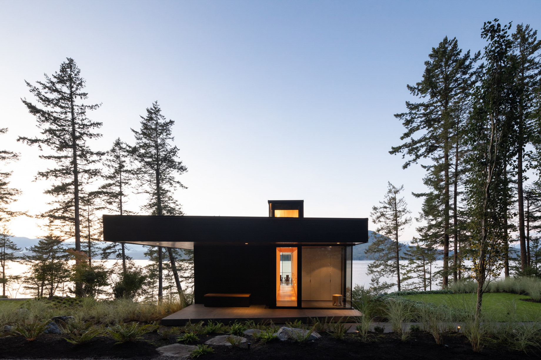 Bowen Island House – Bowen Island, BC, Canada – 19