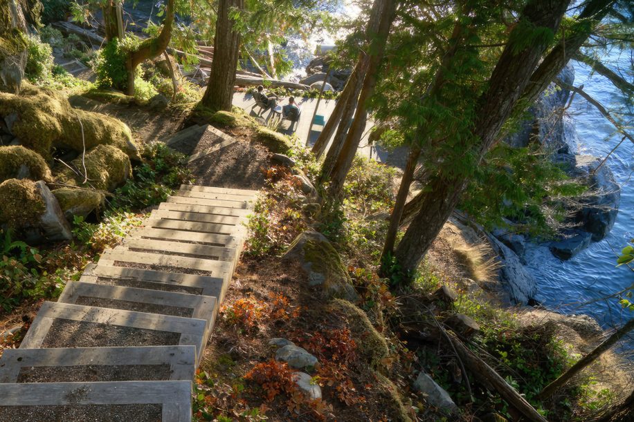 Bowen Island House - Bowen Island, BC, Canada - 34