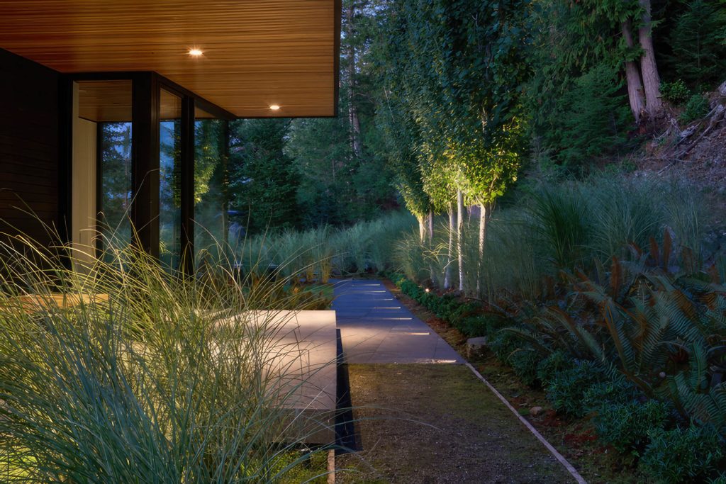 Bowen Island House - Bowen Island, BC, Canada - 38