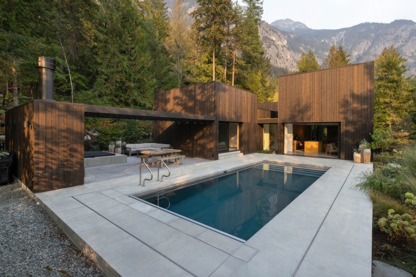 Camera House Modern Retreat - Pemberton Valley, BC, Canada - 40