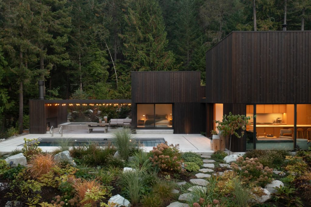 Camera House Modern Retreat - Pemberton Valley, BC, Canada - 44