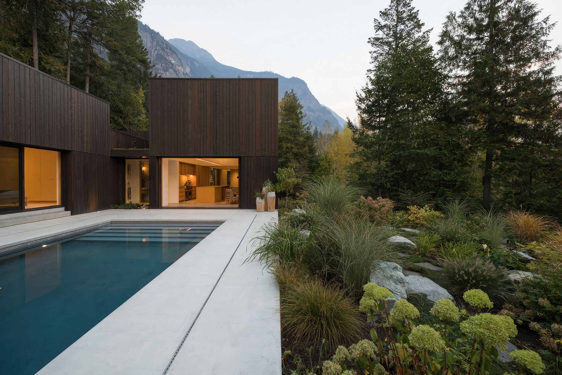 Camera House Modern Retreat – Pemberton Valley, BC, Canada – 47