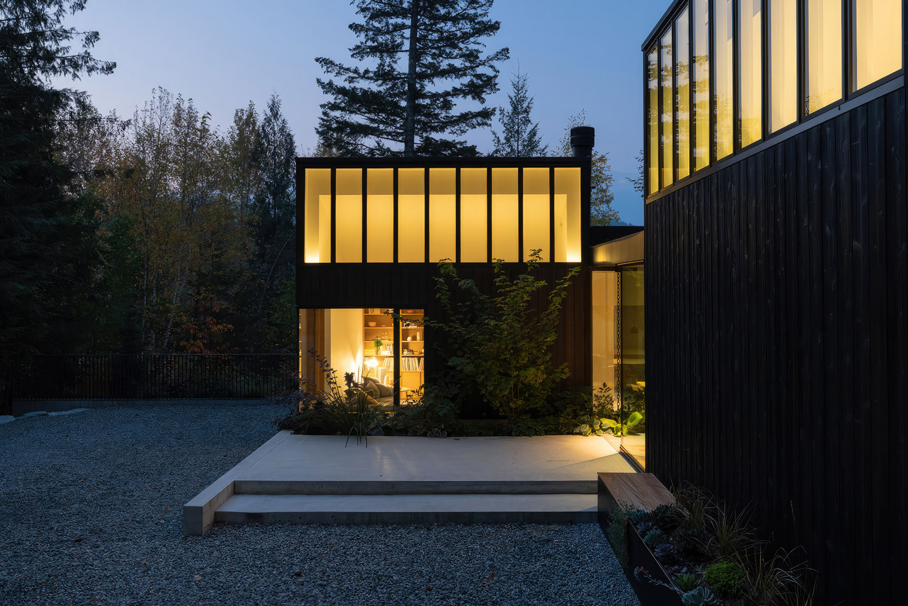 Camera House Modern Retreat – Pemberton Valley, BC, Canada – 54