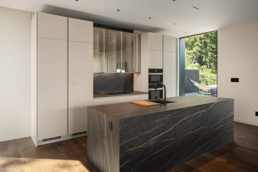 Floht Haus - 1460 Eagle Cliff Road, Bowen Island, BC, Canada - 12