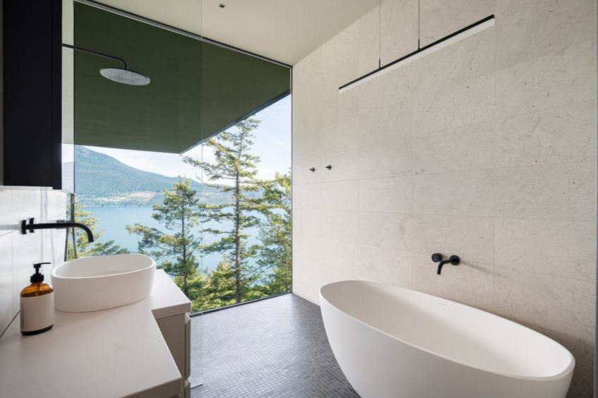 Floht Haus - 1460 Eagle Cliff Road, Bowen Island, BC, Canada - 20