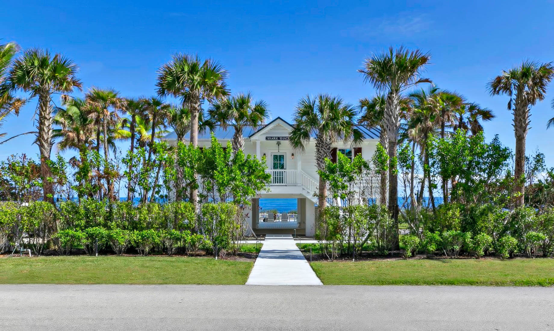 Greg Norman’s Former Jupiter Island Estate – 382 S Beach Rd, Hobe Sound, FL, USA – 43