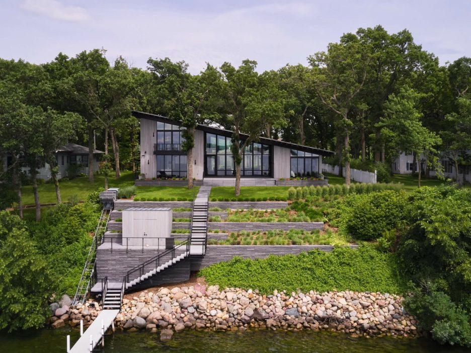 Lakeshore Drive House - Lake Okoboji, IA, USA - 19
