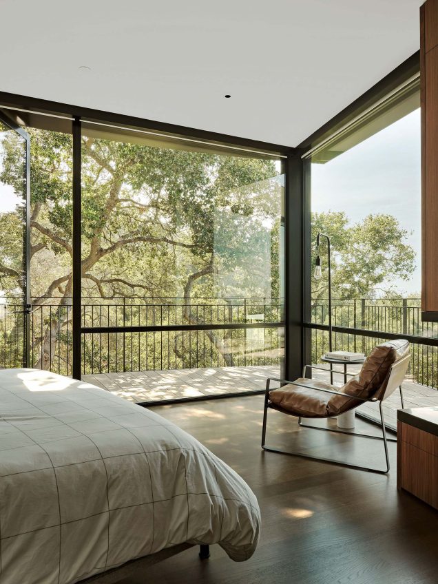 Round House Circular Home - Los Altos Hills, CA, USA - 12