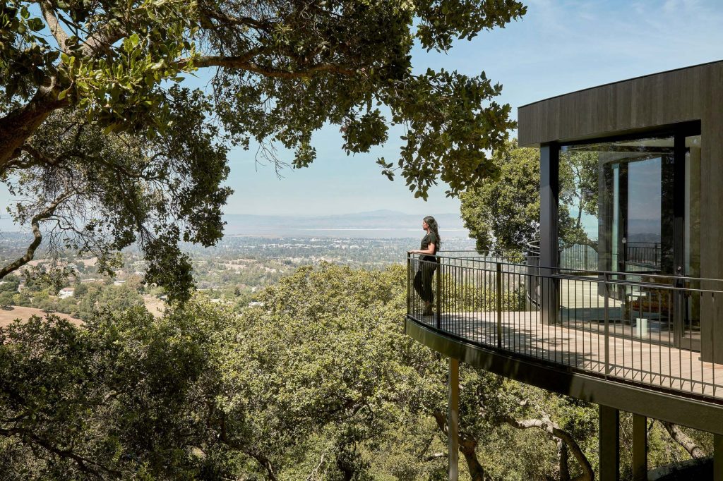 Round House Circular Home - Los Altos Hills, CA, USA - 17