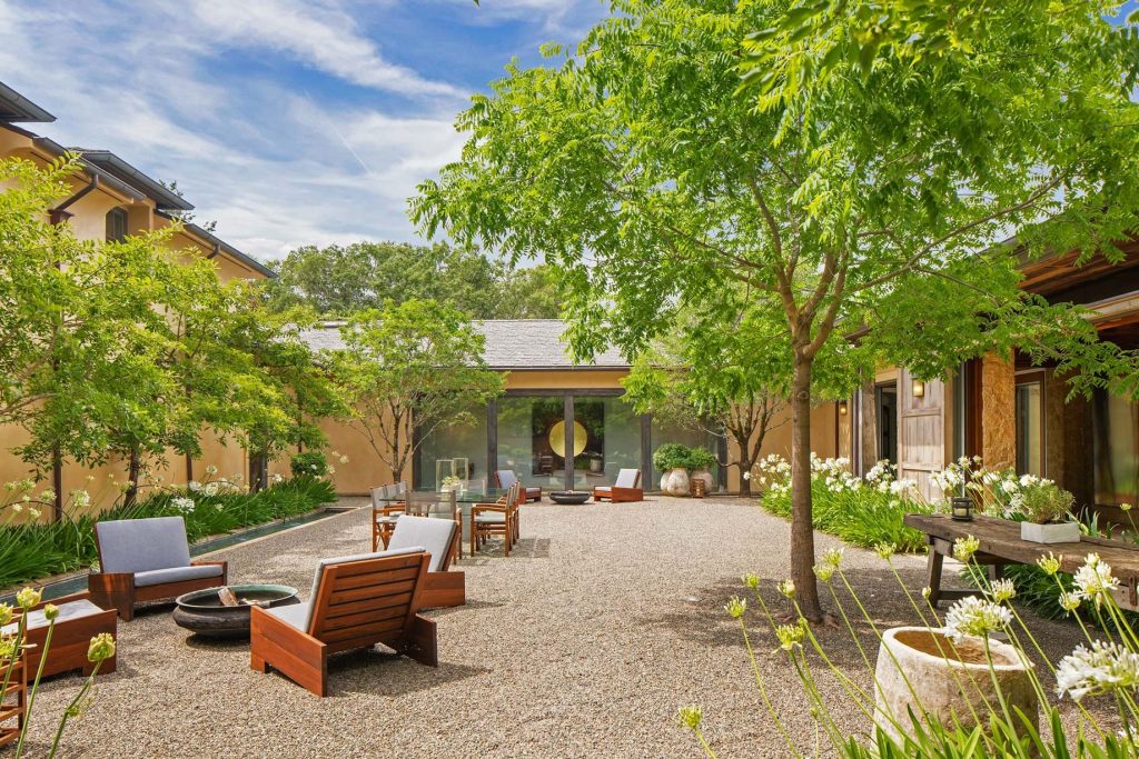 Ryan Seacrest Napa Valley Home - 232 N Fork Crystal Springs Rd, Saint Helena, CA, USA - 6