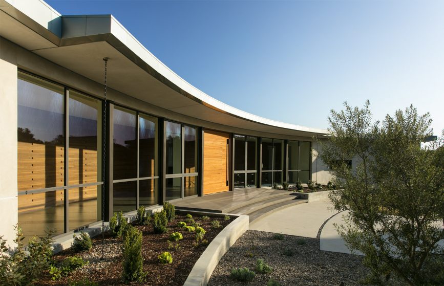 Singular Modern Foothills Residence - Santa Barbara, CA, USA - 5