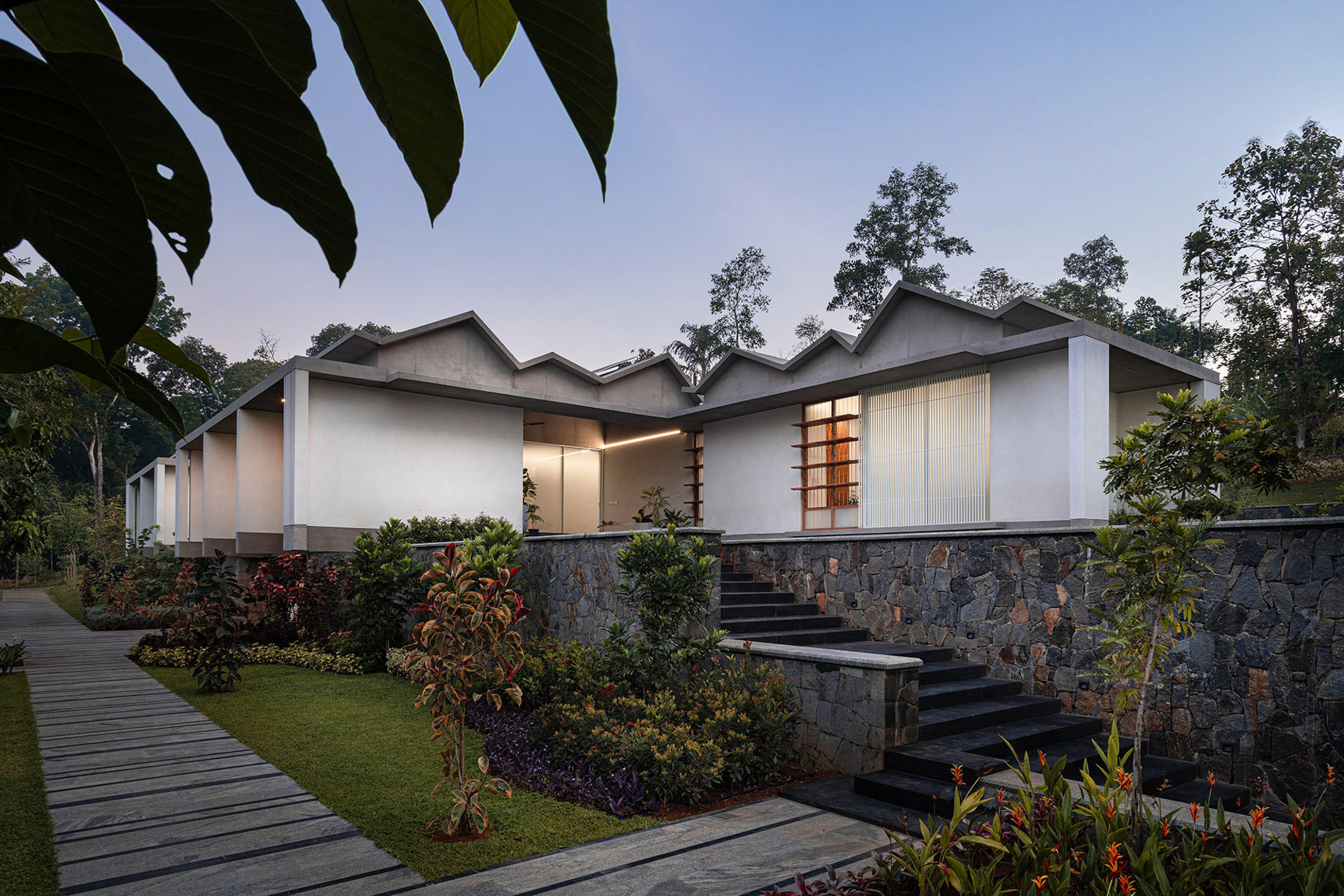 The Crimped Roof House – Poovarany, Kerala, India – 6