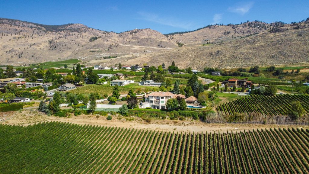 Bella Vista Estate - 3715 30 Ave, Osoyoos, BC, Canada - British Columbia Luxury Real Estate - 124