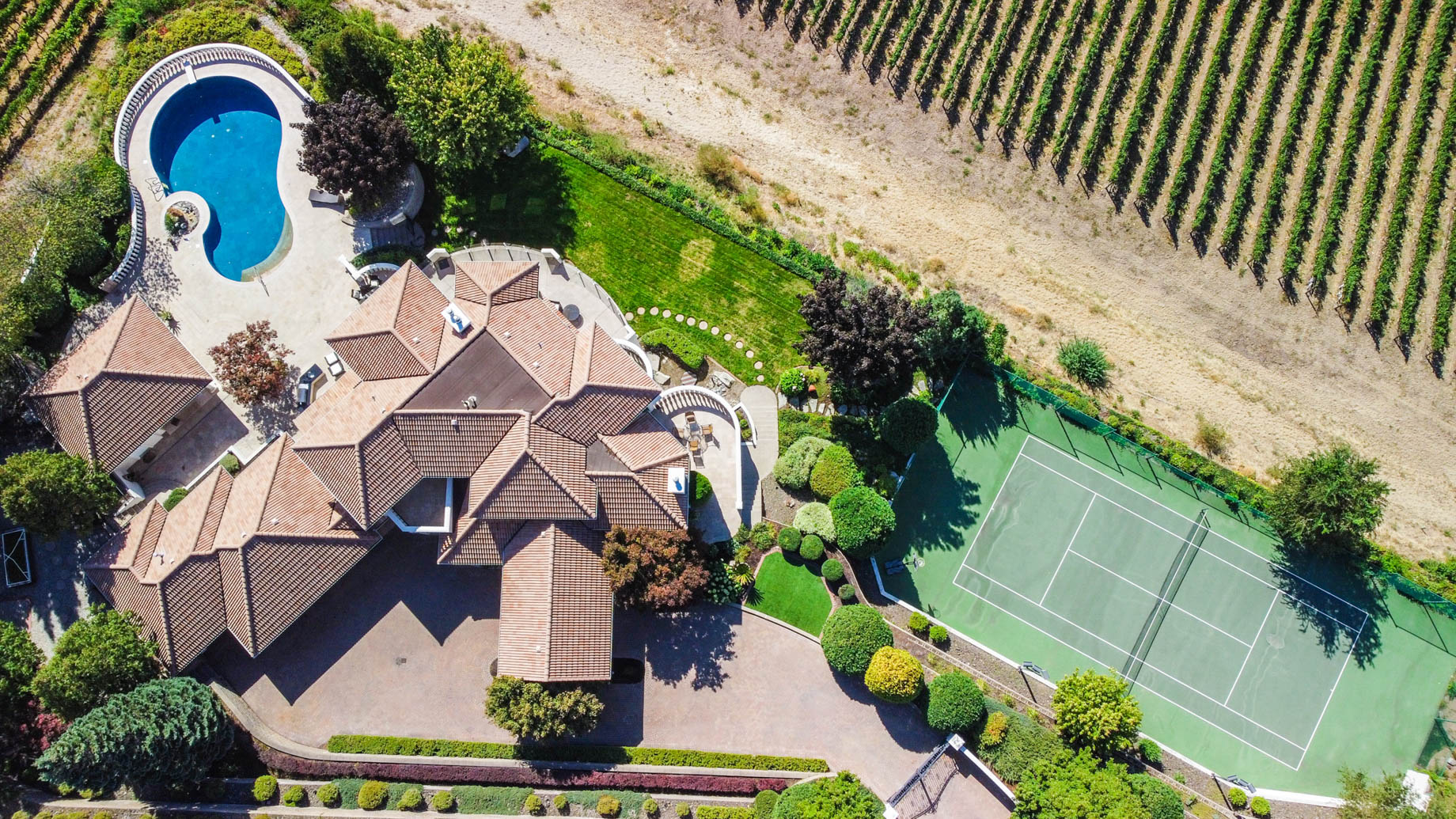 Bella Vista Estate – 3715 30 Ave, Osoyoos, BC, Canada – British Columbia Luxury Real Estate – 23