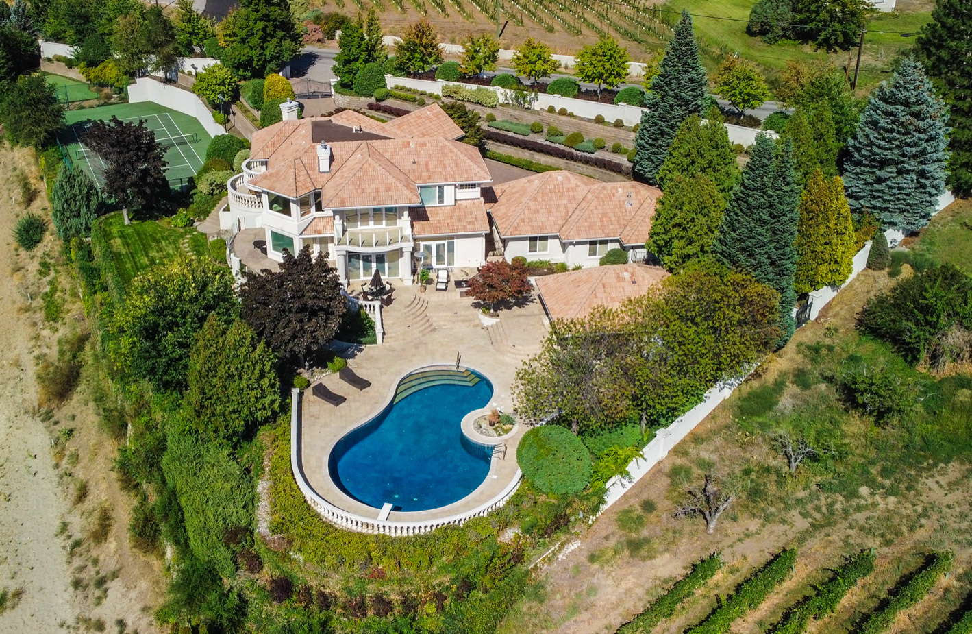 Bella Vista Estate – 3715 30 Ave, Osoyoos, BC, Canada – British Columbia Luxury Real Estate – 5