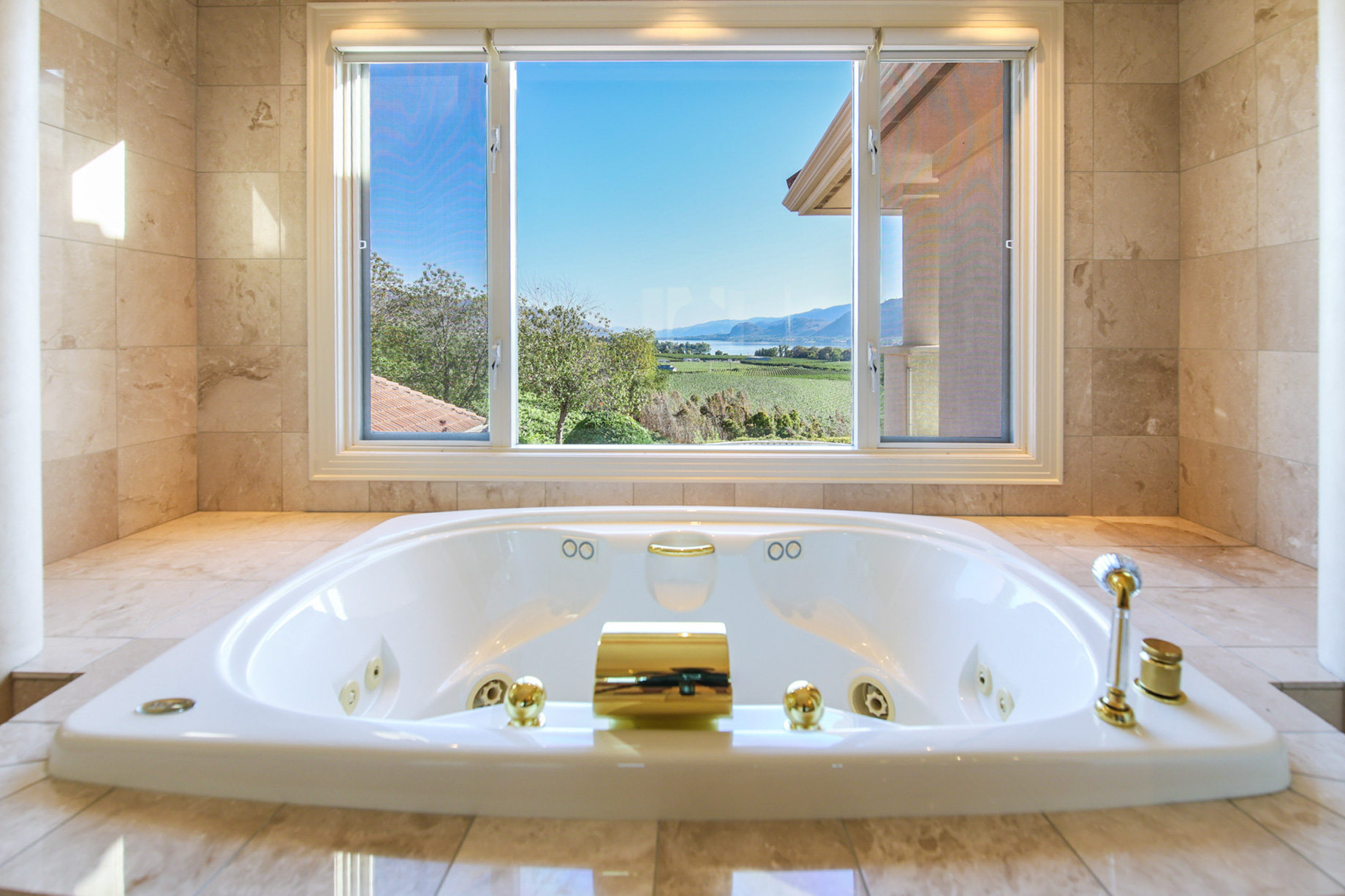 Bella Vista Estate – 3715 30 Ave, Osoyoos, BC, Canada – British Columbia Luxury Real Estate – 84