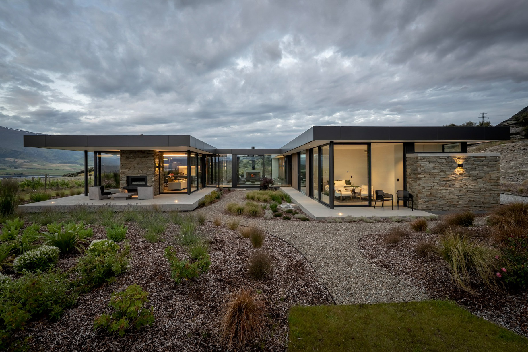 Bendigo Terrace House – Lakefront Terrace, Northburn, New Zealand – 6