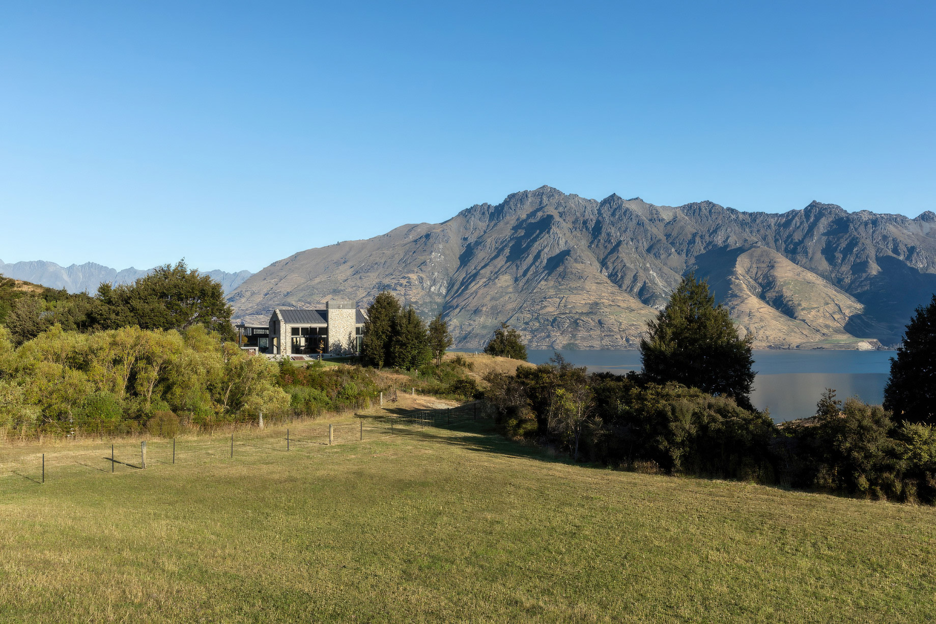 Closeburn Lodge Residence – Lake Wakatipu, Queenstown, New Zealand – 1