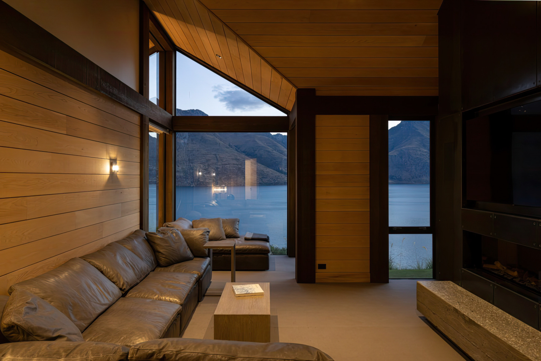 Hawks Nest Residence – Forestlines Rise, Ben Lomond, New Zealand – 16