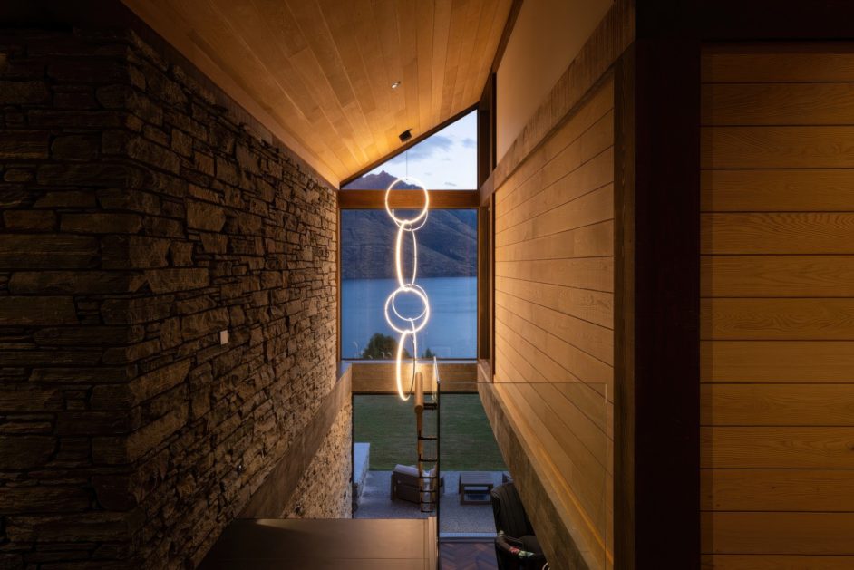 Hawks Nest Residence - Forestlines Rise, Ben Lomond, New Zealand - 17