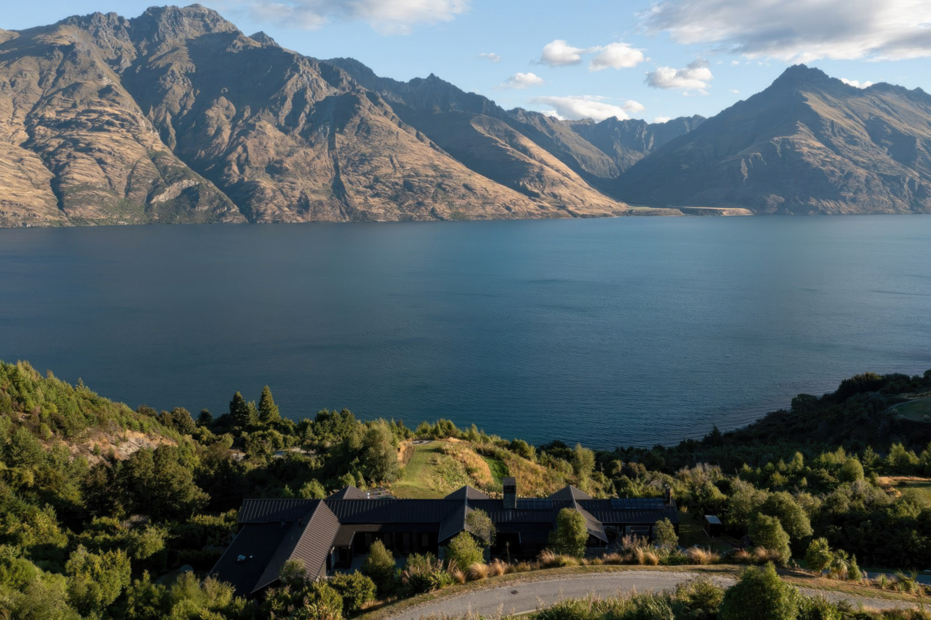Hawks Nest Residence – Forestlines Rise, Ben Lomond, New Zealand – 3
