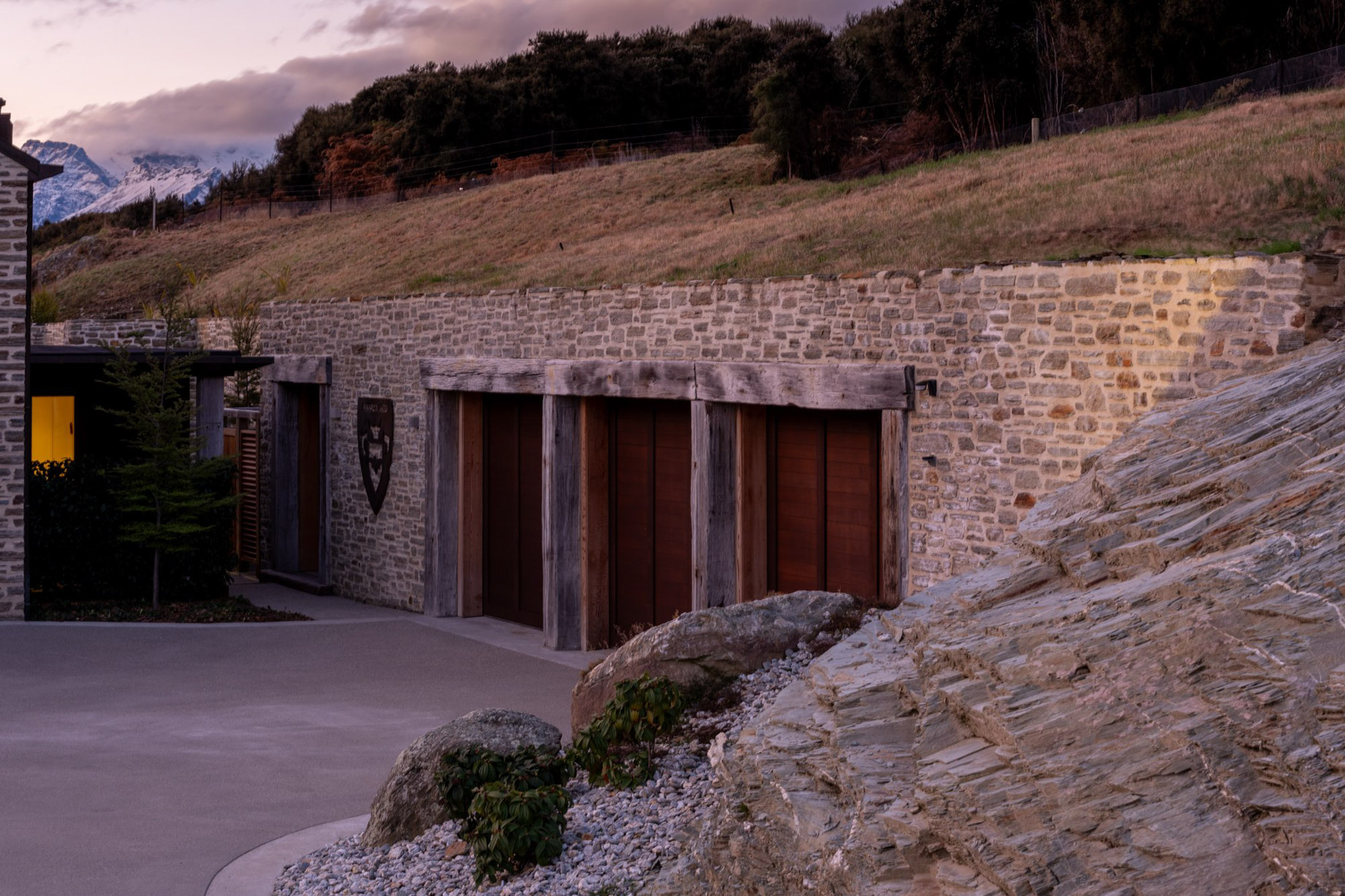 Manukard Gard Residence – Wyuna Preserve, Glenorchy, New Zealand – 14