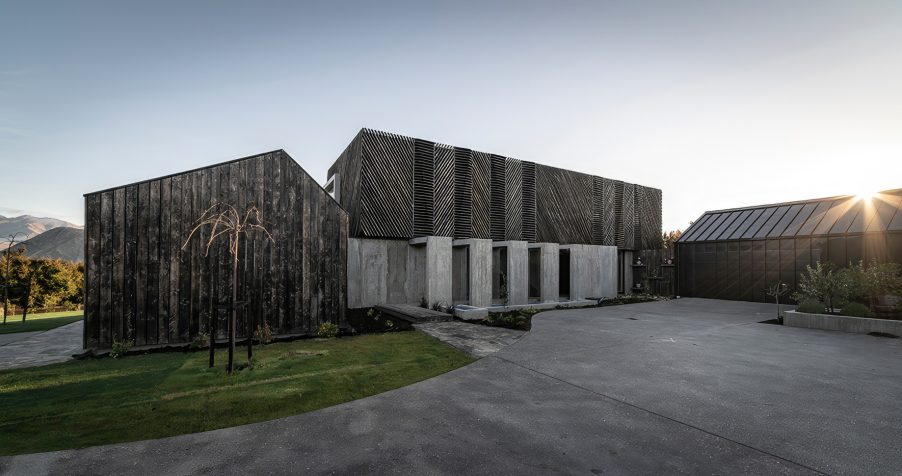 Mount Gold Place House - Lake Wanaka, New Zealand - 3
