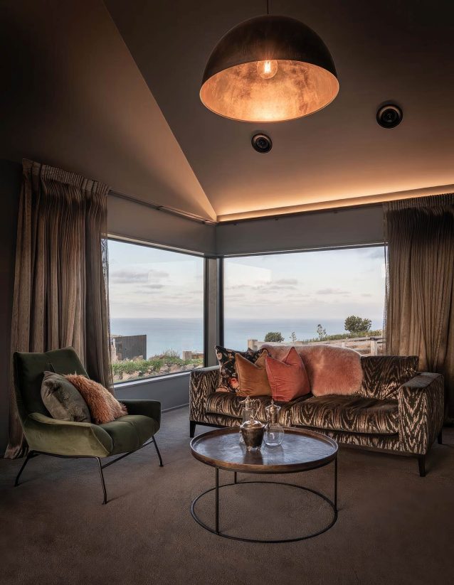 Richmond Hill Road Residence - Richmond Hill, Christchurch, New Zealand -13