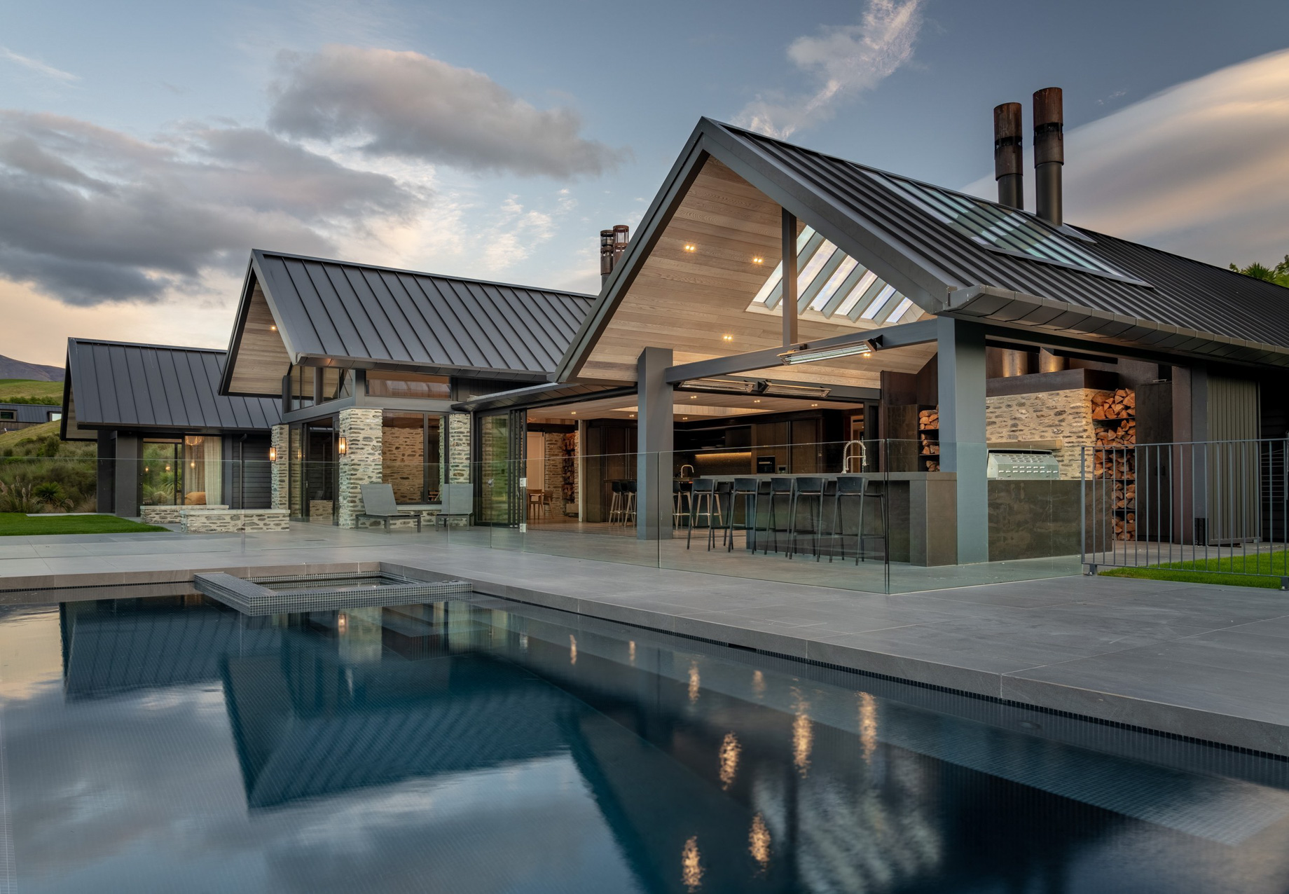 Threepwood Farm House Residence – Lake Hayes Estate, New Zealand – 8