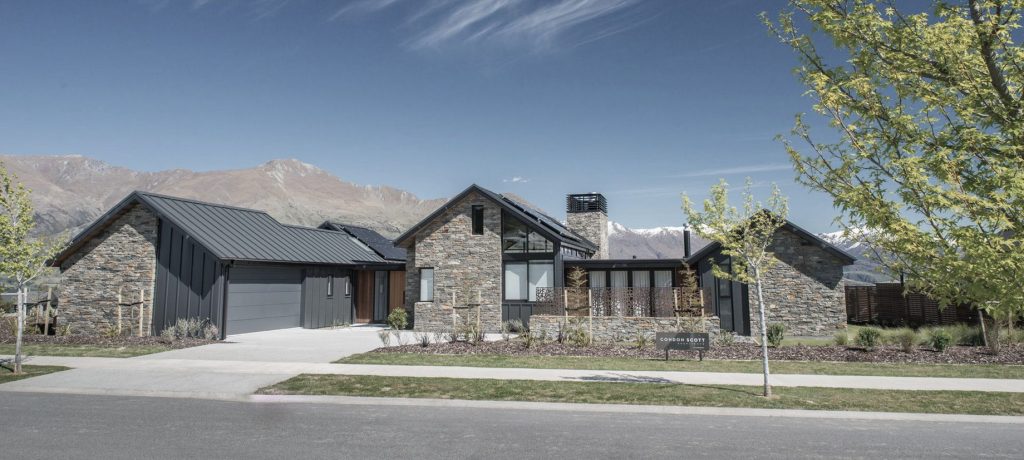 Valley Crescent House - Valley Crescent, Wanaka, New Zealand - 2