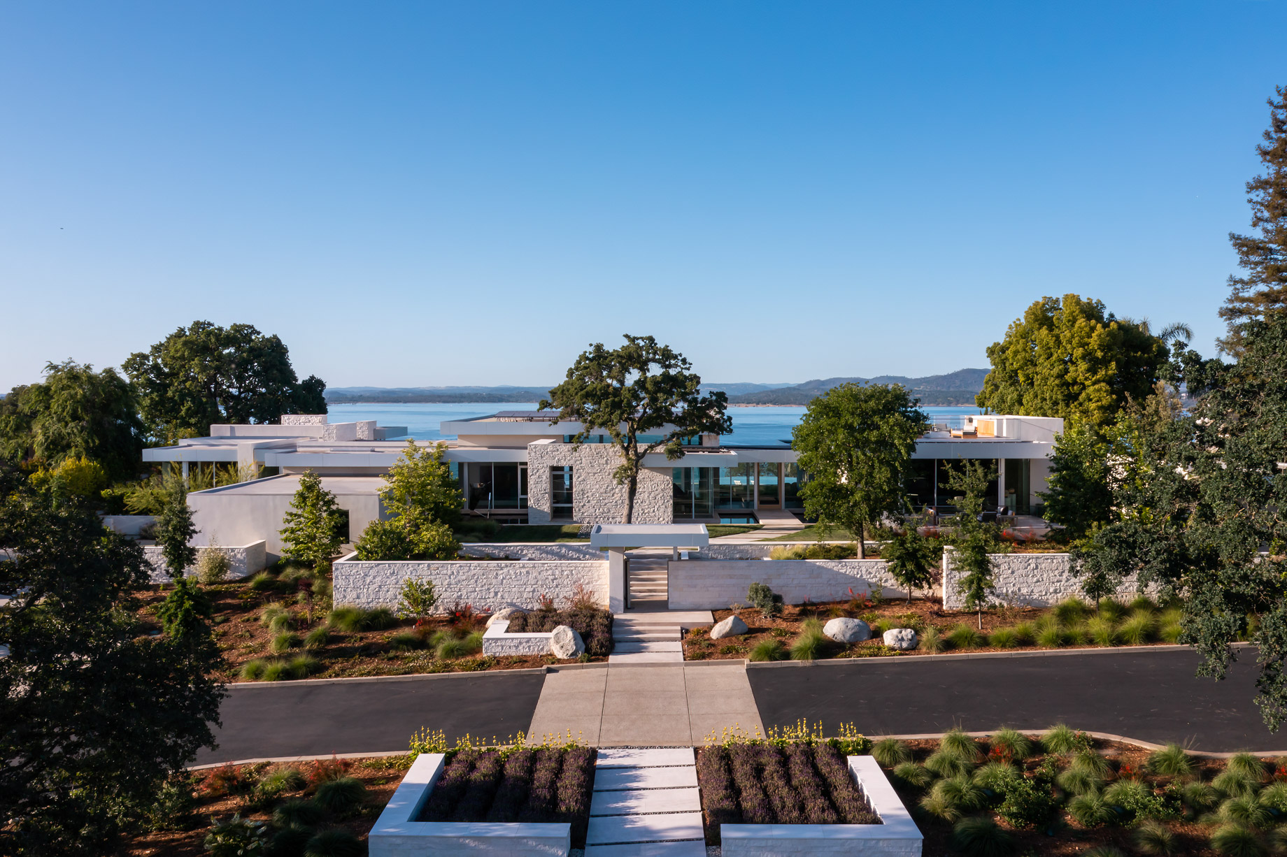Folsom Lake Residence – Mountain View Dr, Folsom, CA, USA – 2