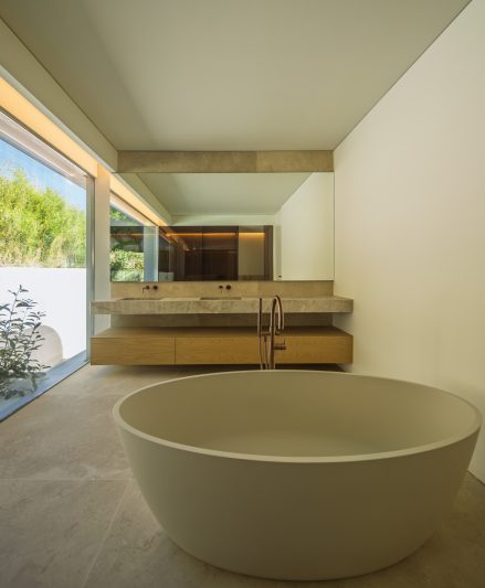 Villa 18 Residence - La Moraleja, Madrid, Spain - 11