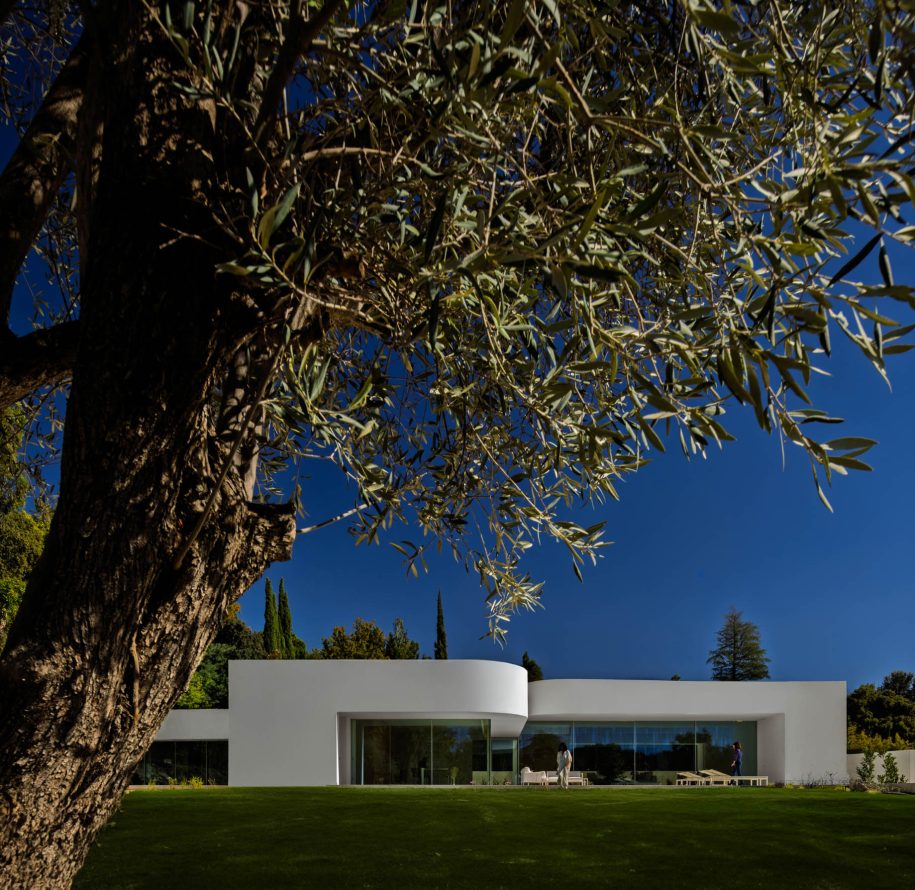 Villa 18 Residence - La Moraleja, Madrid, Spain - 31