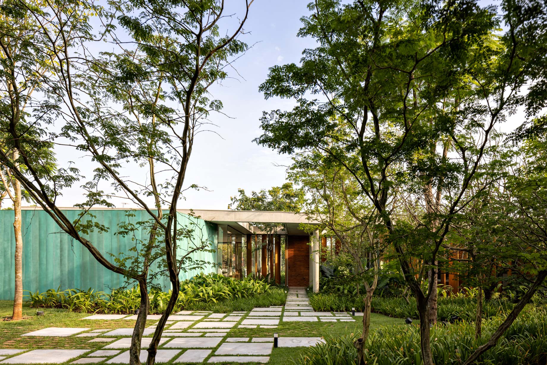 Carvalho House Residence – Porto Feliz, Sao Paulo, Brazil – 10