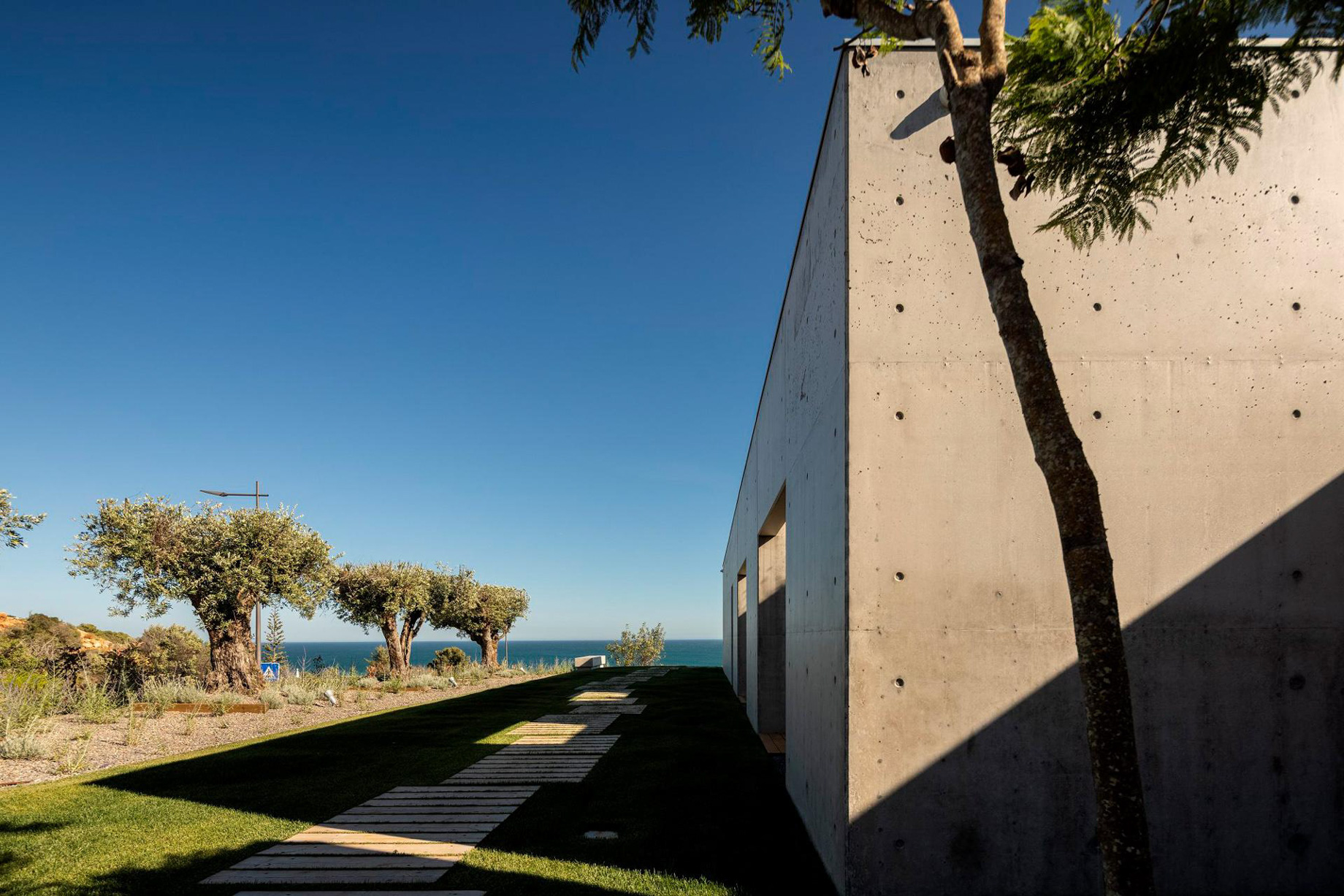 Casa Libre House – Lagos, Portugal – 35