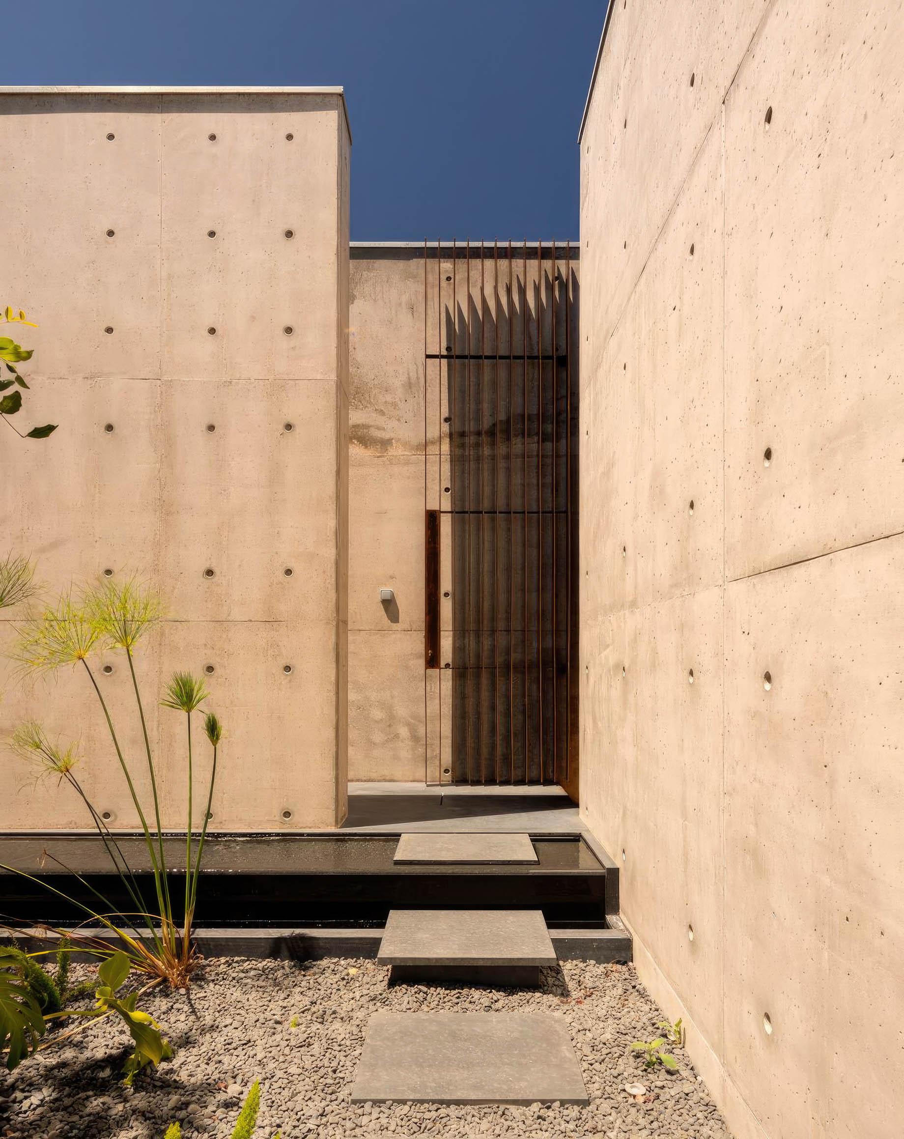 Casa Libre House – Lagos, Portugal – 36