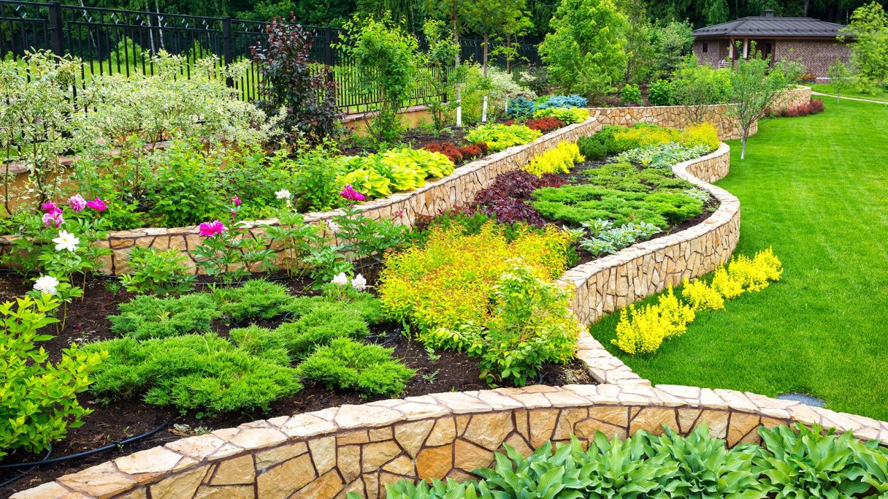 High-End Landscape Design of Backyard