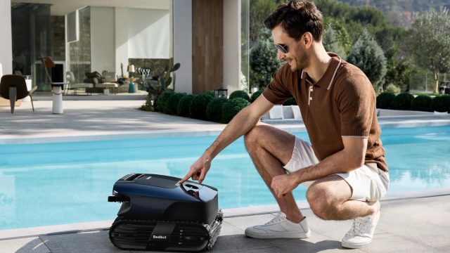 Managing a Robot Pool Cleaner
