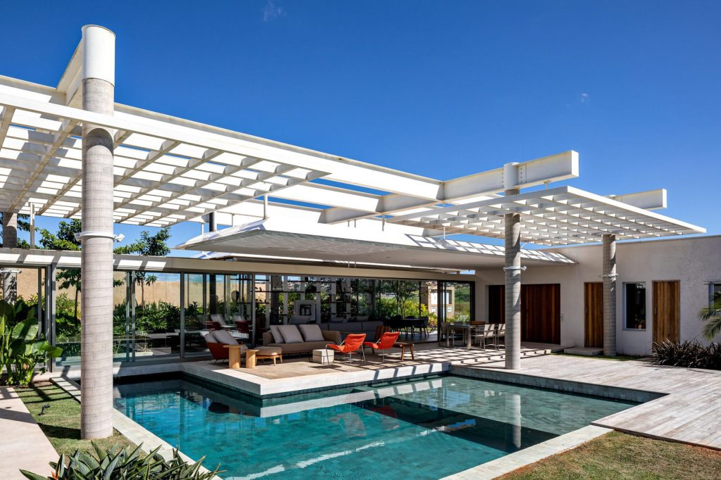 Shadow House Residence - Campinas, Sao Paulo, Brazil - 9