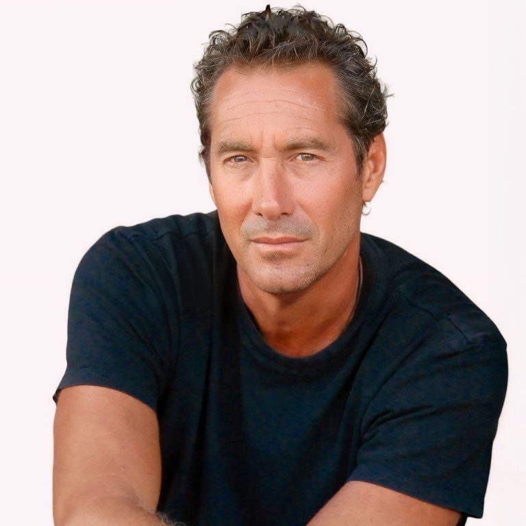 Bob Hurwitz – Headshot – 2025