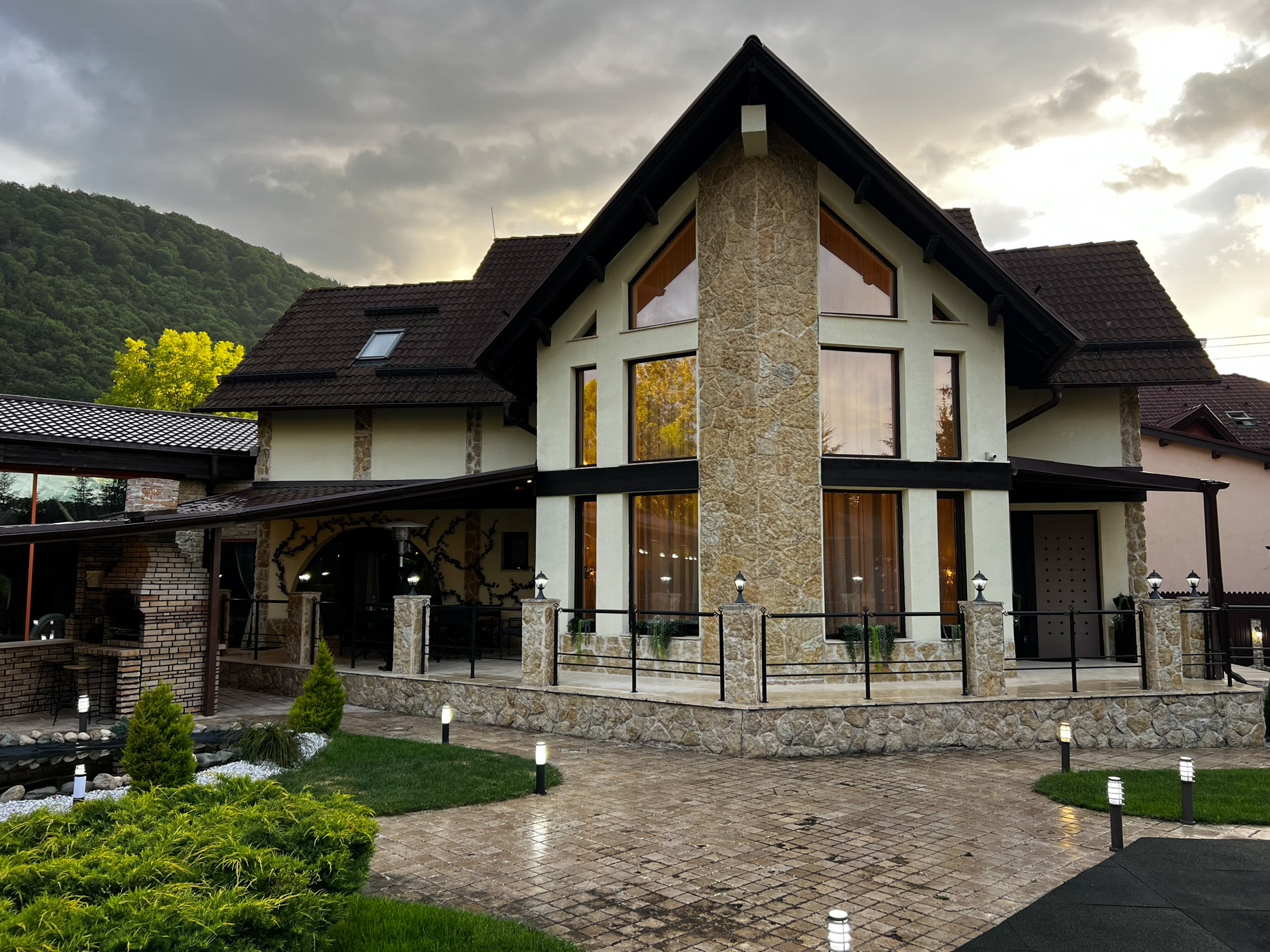 Bran Transylvania Villa – Strada Liviu Popovici 12 Bran, Romania-31