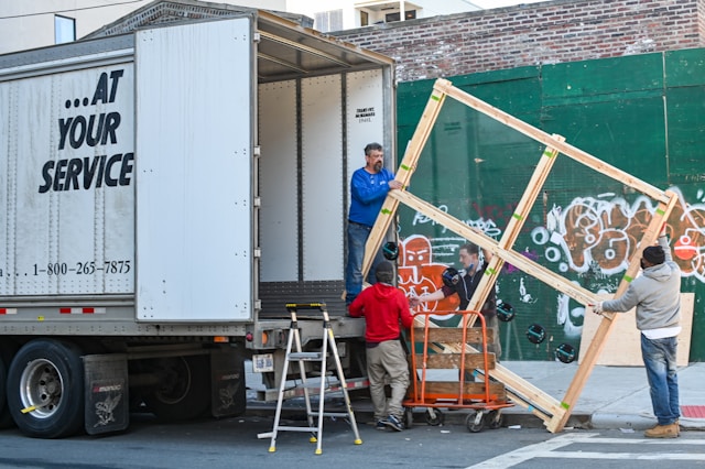Moving service
