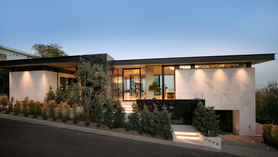 Blue Jay Way House - 1536 Blue Jay Way, Los Angeles, CA, USA - 32