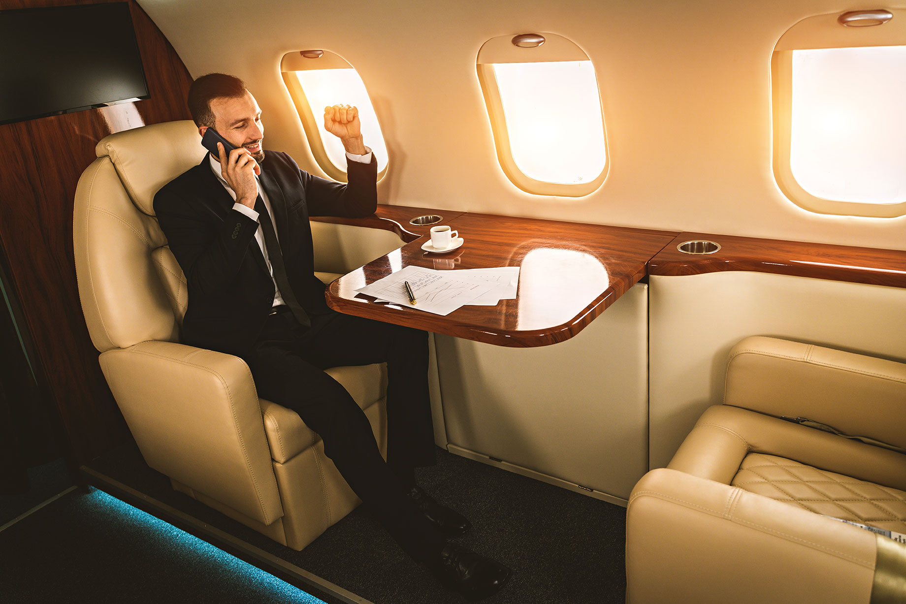 CEO Business Travel: Flying on a Private Jet